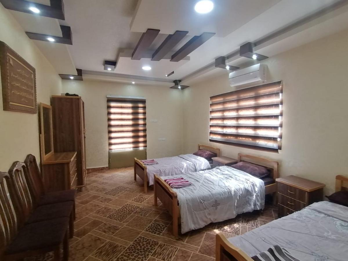 Farmer Stay Hostel Wadi Musa Exterior foto