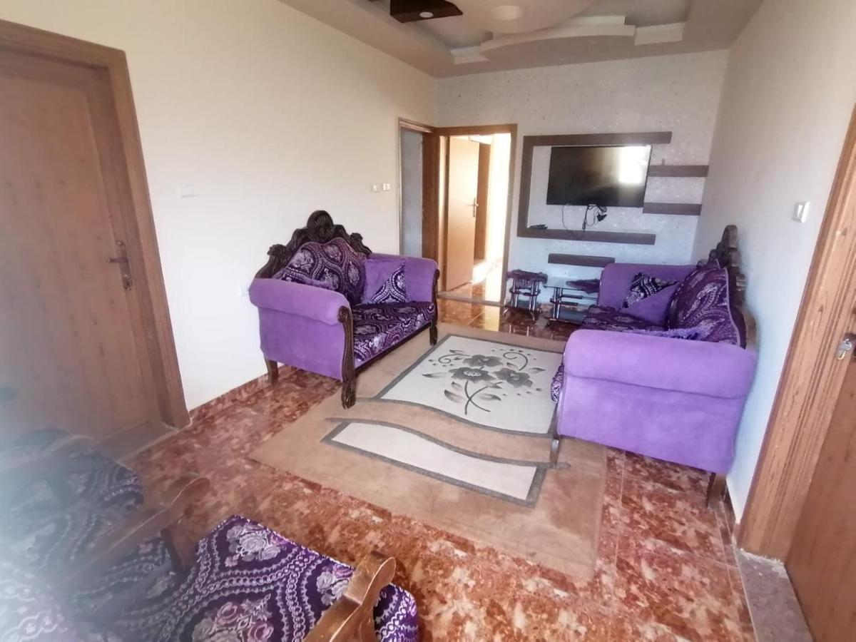 Farmer Stay Hostel Wadi Musa Exterior foto