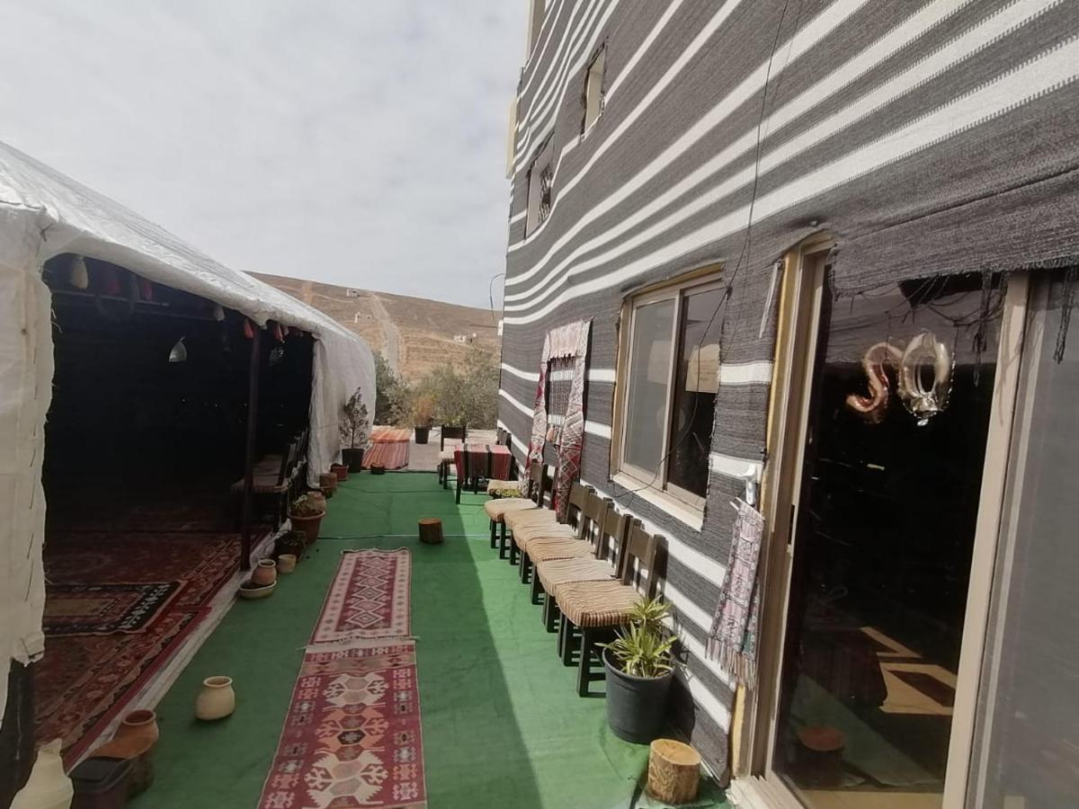 Farmer Stay Hostel Wadi Musa Exterior foto